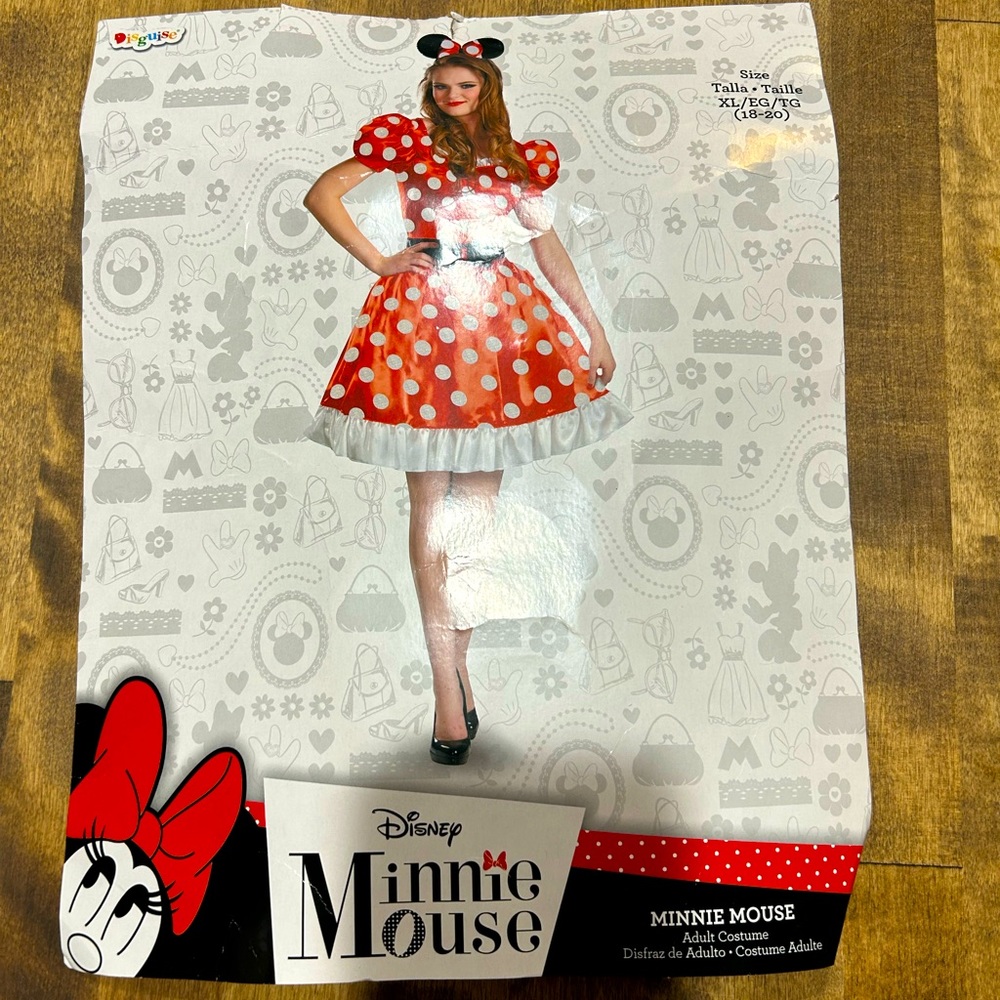 BNWT adult Minnie Mouse costume